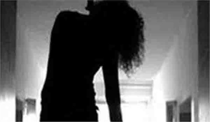 उप्र : हाईस्कूल की छात्रा ने फांसी लगा कर दी जान