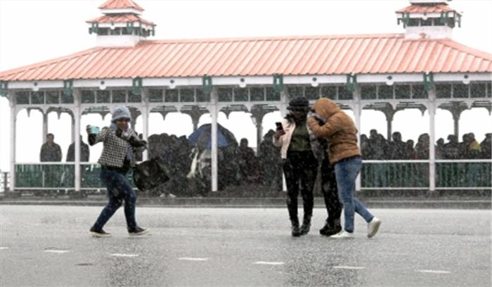 हिमाचल में पर्यटकों की संख्या में 20-30 प्रतिशत की गिरावट