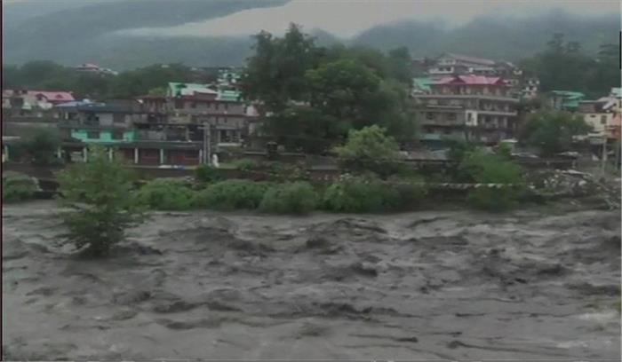 हिमाचल में भारी बारिश, 8 की मौत, मनाली का संपर्क कटा