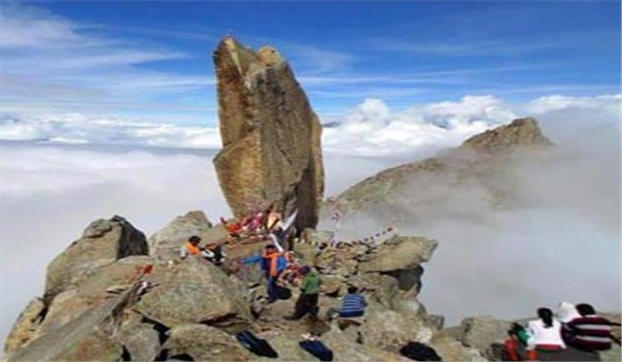 किन्नर कैलाश तीर्थयात्रा पर हिमाचल प्रदेश सरकार ने लगाई रोक किन्नर कैलाश तीर्थयात्रा पर हिमाचल प्रदेश सरकार ने लगाई रोक