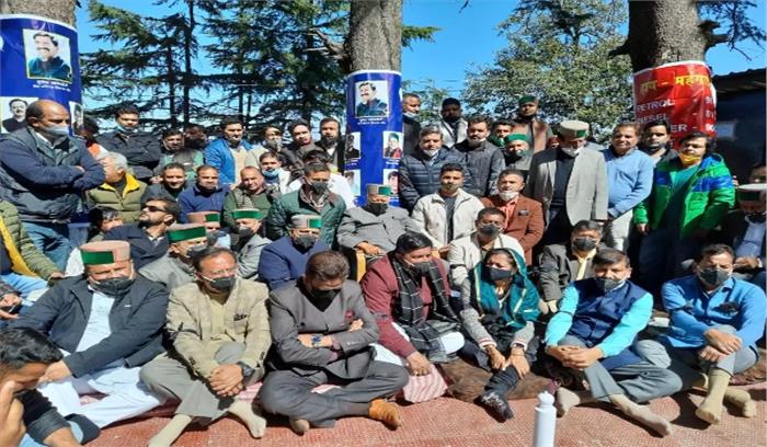 हिमाचल प्रदेश विधानसभा से पांच कांग्रेसी विधायकों का निलंबन निरस्त