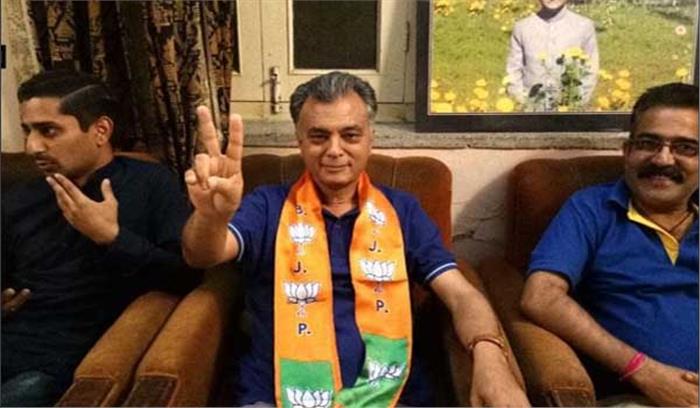 हिमाचल चुनाव से पहले अनिल शर्मा भाजपा में शामिल
