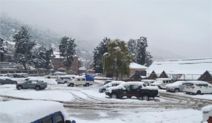 हिमाचल में कड़ाके की ठंड, बर्फबारी के आसार नहीं