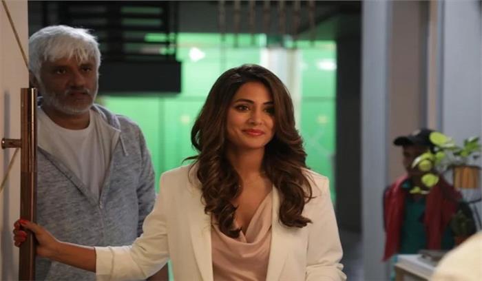 हिना खान संग विक्रम भट्ट की फिल्म जनवरी में रिलीज होगी