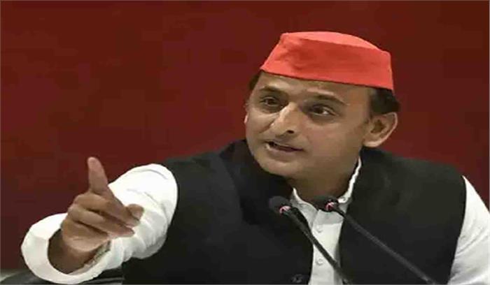 हिंदू समाज में साधु-संतों को ऐसी भाषा शोभा नहीं देती : अखिलेश