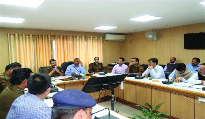 होली पर सुरक्षा को लेकर डीएम व डीआईजी ने बनाई रणनीति