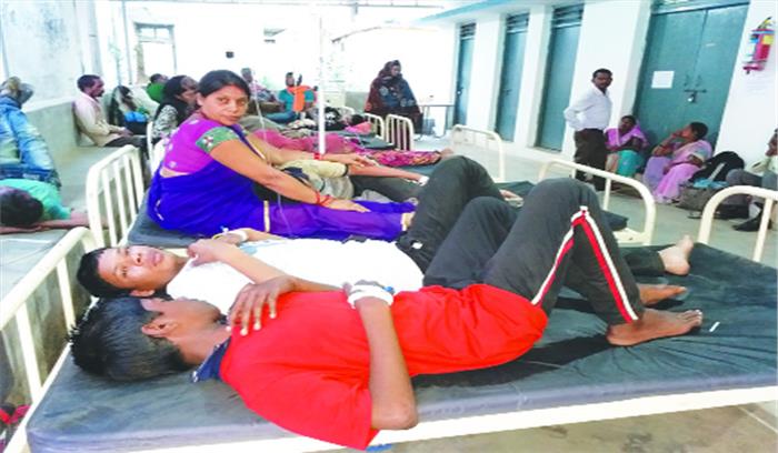 फूड पाइजनिंग से नवोदय के 250 बच्चों की बिगड़ी हालत फूड पाइजनिंग से नवोदय के 250 बच्चों की बिगड़ी हालत