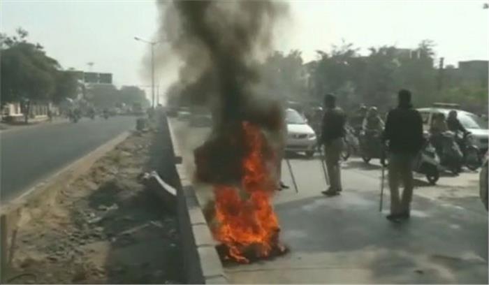 भीमा कोरेगांव हिंसा के मुद्दे पर महाराष्ट्र के संपर्क में है केंद्र सरकार भीमा कोरेगांव हिंसा के मुद्दे पर महाराष्ट्र के संपर्क में है केंद्र सरकार