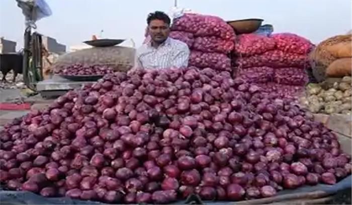 गृहमंत्री ने प्याज के दाम पर काबू पाने के उपायों का जायजा लिया