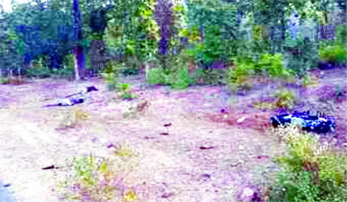 ट्रक की टक्कर से नगर सैनिक सहित दो की मौत