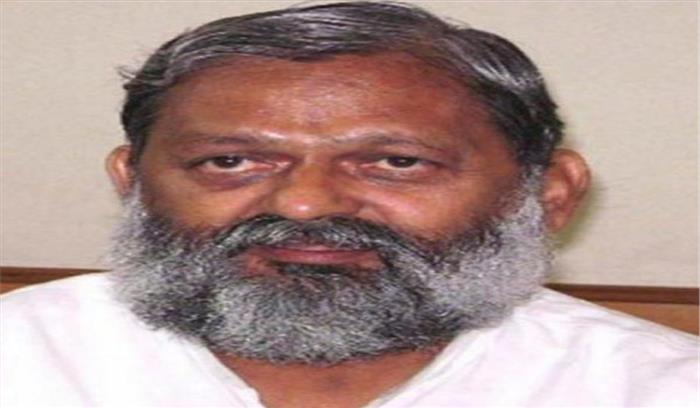 हुड्डा को जाना होगा जेल :विज हुड्डा को जाना होगा जेल :विज