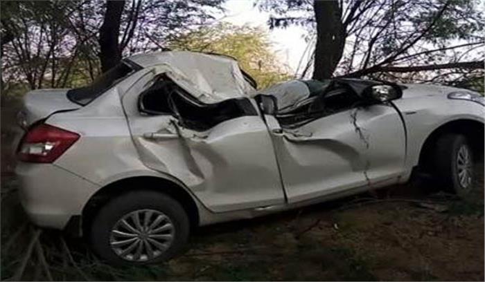 मध्यप्रदेश:कार पेड़ से टकराई दो युवकों की मौत, एक घायल मध्यप्रदेश:कार पेड़ से टकराई दो युवकों की मौत, एक घायल