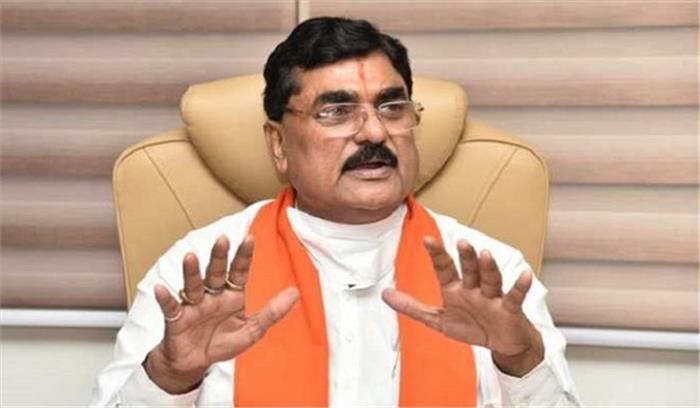 बड़े अस्पतालों में भी गरीबों का उपचार करा रही है सरकार : पटेल