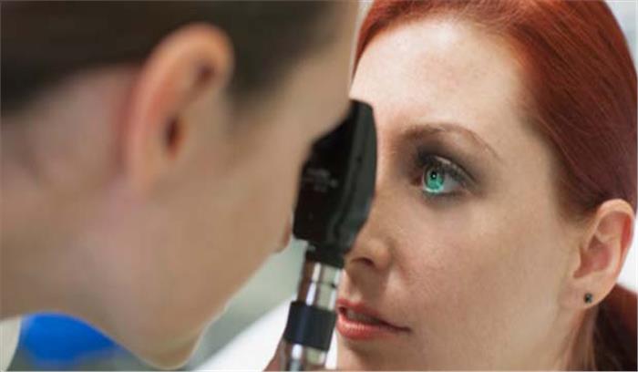 प्रमाण पत्र के लिए दिव्यांग लगा रहे अस्पताल के चक्कर