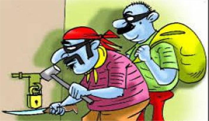 सूने मकान का ताला टूटा लाखों की चोरी, जांच में जुटी पुलिस