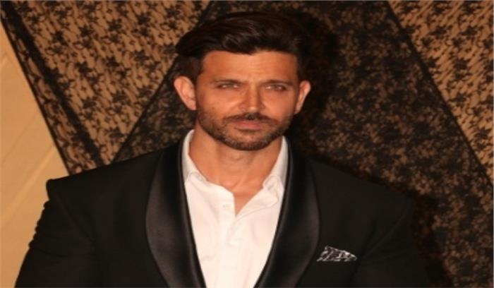 ऋतिक रोशन की मां जुगराफिया पर थिरकीं