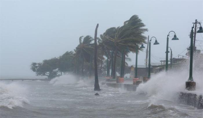 तूफान इरमा : फ्लोरिडा में 50 लाख लाोगों को सुरक्षित स्थान पर पहुंचाया जाएगा