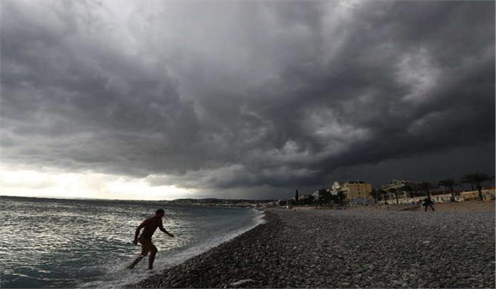  उ. तटीय आंध्र गुरुवार को  चक्रवाती तूफान ‘तितली’ पहुंचने के आसार