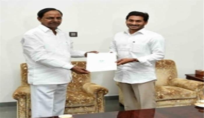 तेलंगाना और आंध्र प्रदेश के मुख्यमंत्री के बीच अंतर्राज्यीय मुद्दे पर बातचीत