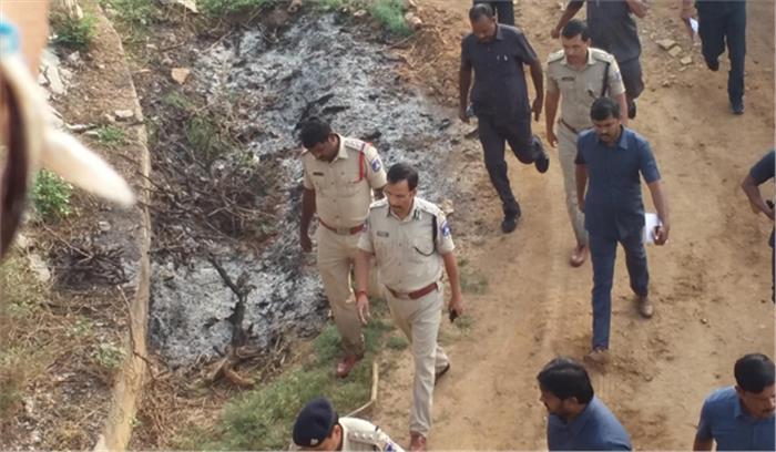 हैदराबाद मुठभेड़ : मारे गए आरोपियों के दोबारा पोस्टमार्टम के निर्देश