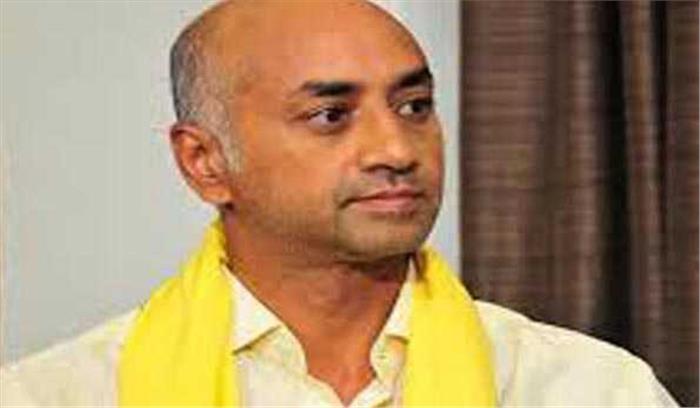 हैदराबाद कांड : पीड़िता की पहचान जाहिर करने वाली मीडिया पर कार्रवाई की माँग हैदराबाद कांड : पीड़िता की पहचान जाहिर करने वाली मीडिया पर कार्रवाई की माँग