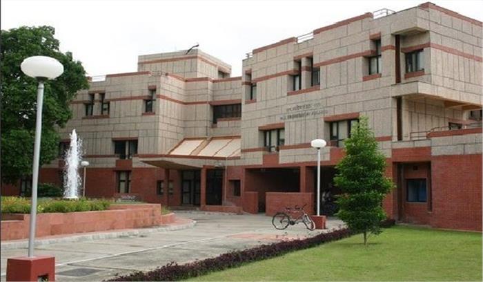 आईआईटी कानपुर के 22 छात्र रैगिंग के मामले में निलंबित