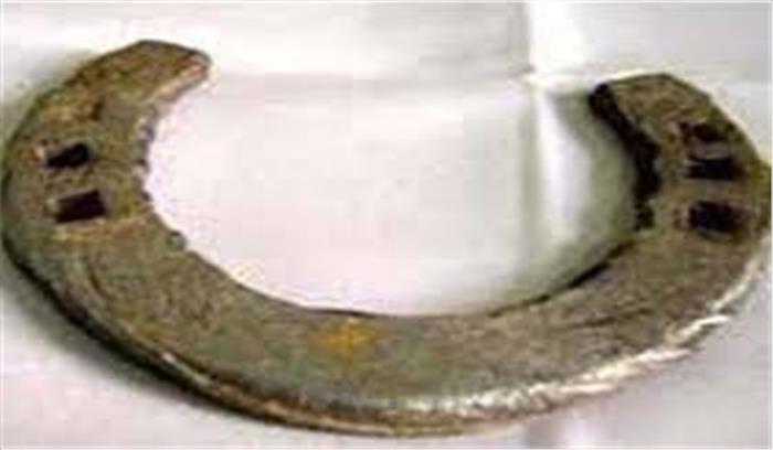 आईआईटी-कानपुर ने घोड़े की नई नाल विकसित की आईआईटी-कानपुर ने घोड़े की नई नाल विकसित की