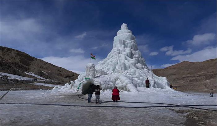 रोमांचकारी पर्यटनस्थल के तौर पर भी जाना जाता है बर्फीला रेगिस्तान लद्दाख