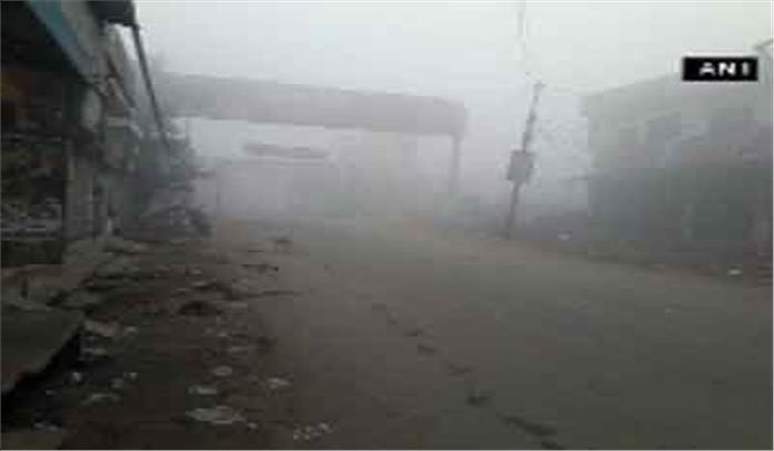 बर्फीली हवाओं से लोग कंपकंपाने को मजबूर