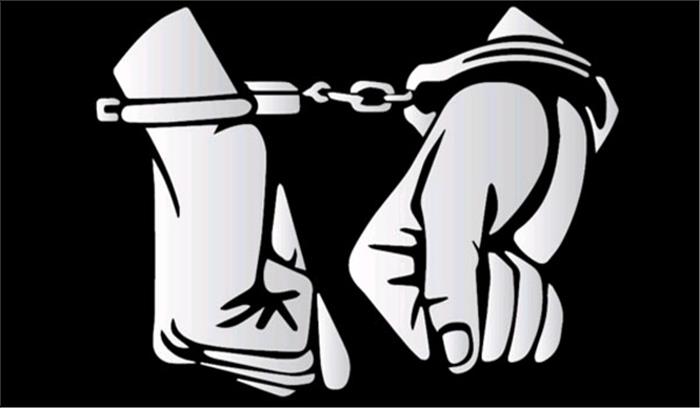 अवैध शराब के खिलाफ अभियान, कई गिरफ्तार