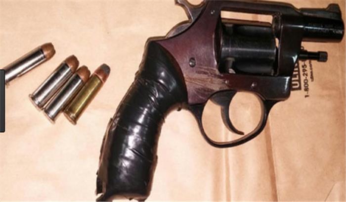 अवैध असलहा की फैक्ट्री पकड़ी गई