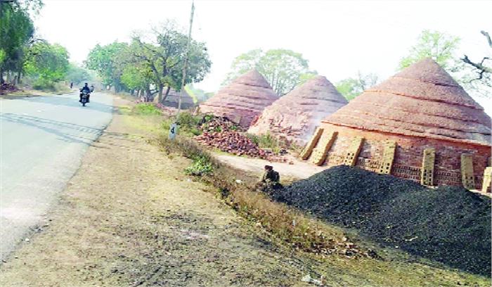 अवैध ईंट भठ्ठों के खिलाफ हुई कार्रवाई