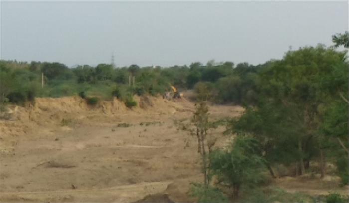 उत्तर प्रदेश :निजी भूमि पर बालू खनन के पांच पट्टों को निरस्त