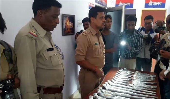 अवैध हथियारों के साथ तस्कर गिरफ्तार