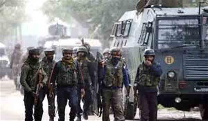 संचार सेवा पर प्रतिबंध से कश्मीर में नाराज लोग