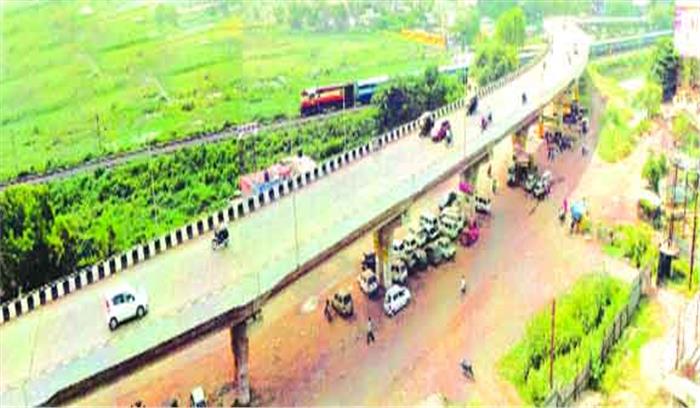 तेरह वर्षों में तीन सौ करोड़ के 18 रेलवे ब्रिजों का निर्माण