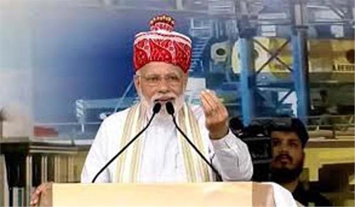 100 दिन में संकल्प और विकास का दिखाया ट्रेलर, अभी फिल्म बाकी है : मोदी