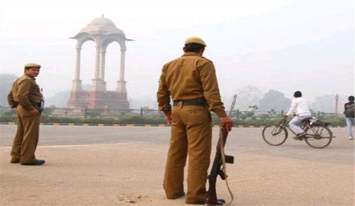 स्वतंत्रता दिवस पर सुरक्षा के कड़े प्रबंध, मेट्रो स्टेशन पर पार्किंग नहीं, होगी सफाई