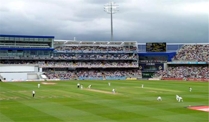 भारत ने पाकिस्तान को 320 रनों की चुनौती दी : चैम्पियंस ट्रॉफी भारत ने पाकिस्तान को 320 रनों की चुनौती दी : चैम्पियंस ट्रॉफी