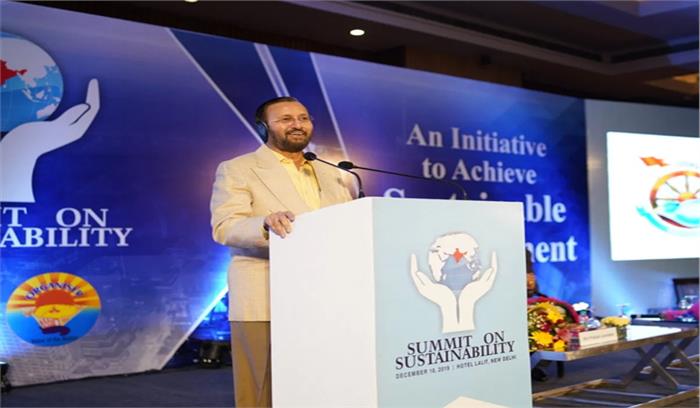 भारत 2030 तक कार्बन उत्सर्जन 30 प्रतिशत तक घटाएगा : जावड़ेकर