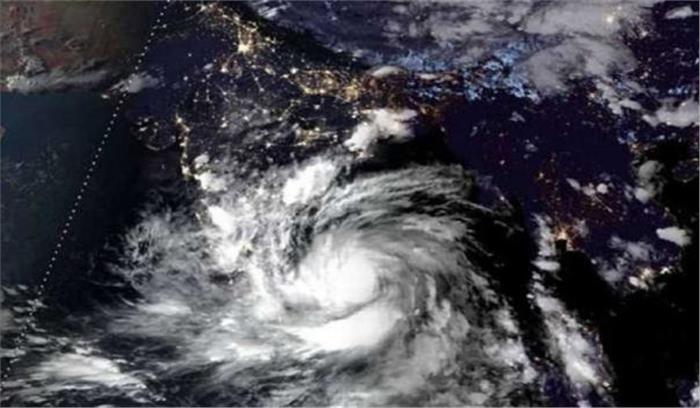 बंगाल, ओडिशा के लिए अम्फान चक्रवात के तेज होने का अलर्ट