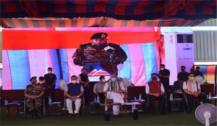 भारत शांतिप्रिय राष्ट्र, लेकिन आक्रामकता का मुंहतोड़ जवाब दे सकता है : राजनाथ