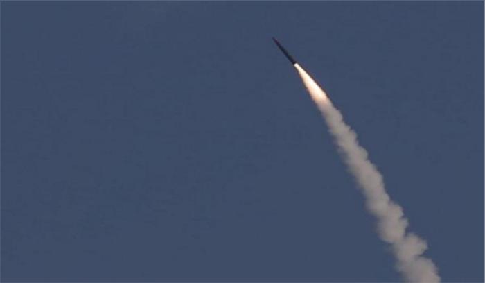 भारत ने बैलिस्टिक मिसाइल पृथ्वी-2 का परीक्षण किया​​​​​​​