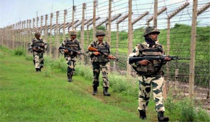 भारतीय, पाकिस्तानी सैन्य कमांडरों ने शांति के लिए बातचीत की