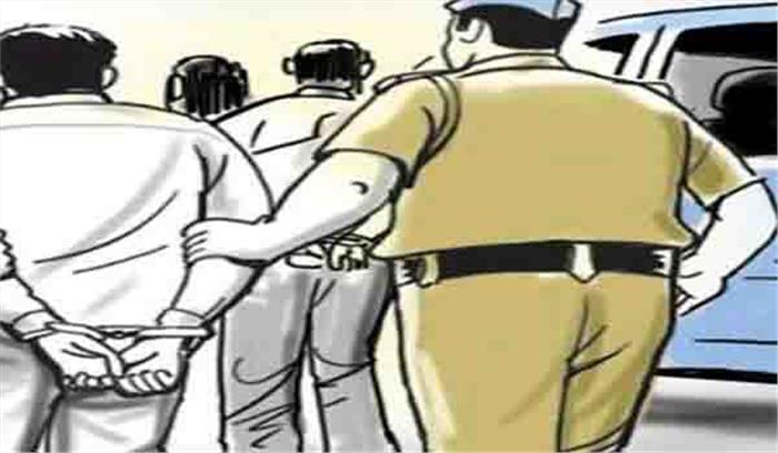पुलिस ने फौजी के साथ मारपीट कर हवालात में डाला