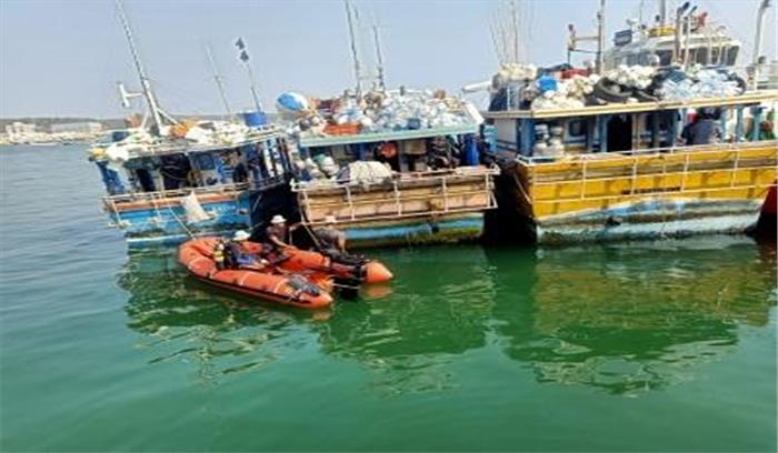 भारतीय तटरक्षक बल ने मादक पदार्थो की तस्करी में लगा श्रीलंकाई जहाज किया जब्त