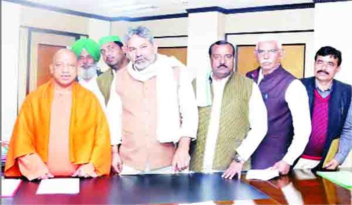 किसानों की समस्या पर मुख्यमंत्री से मुलाकात किसानों की समस्या पर मुख्यमंत्री से मुलाकात