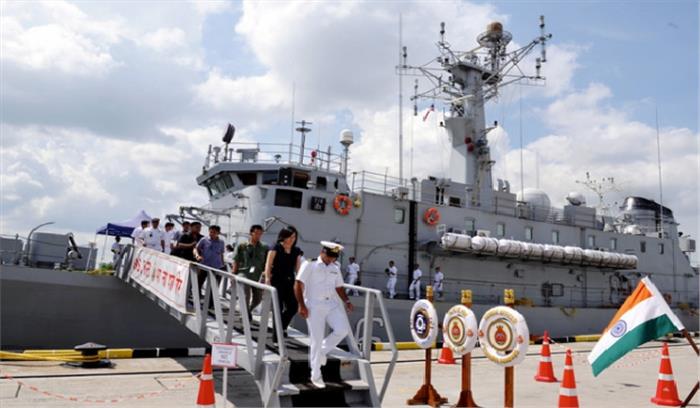 भारतीय नौसेना जहाज मलेशिया के दौरे पर