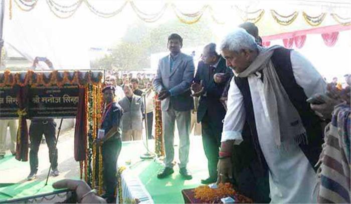 पांच सालों में भारतीय रेल ने विकास के पथ पर भरा फर्राटा : सिन्हा