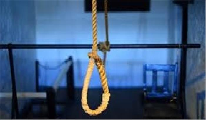 दिल्ली में आईआरएस अधिकारी ने की आत्महत्या